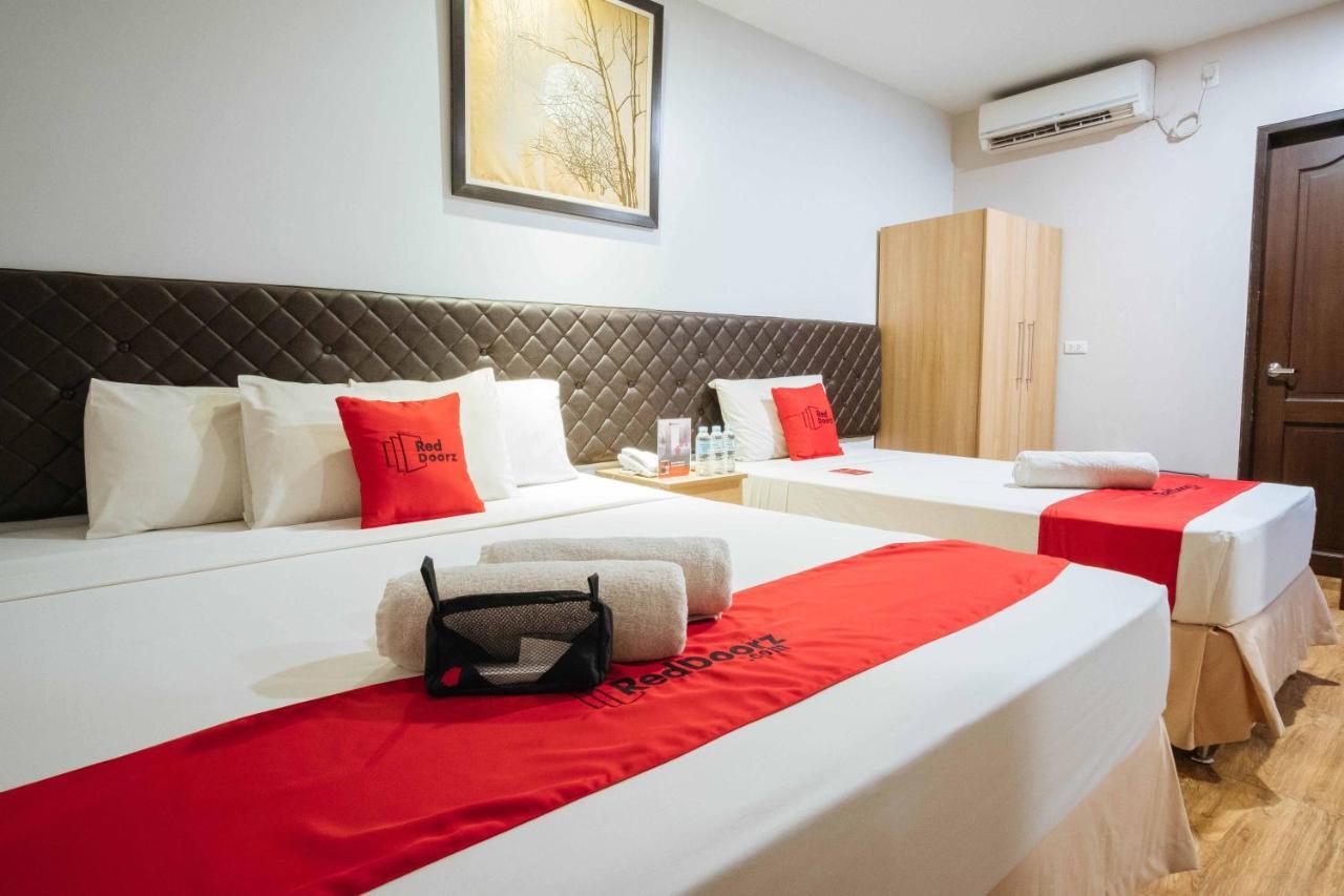 Reddoorz Plus Near Cebu Capitol מראה חיצוני תמונה