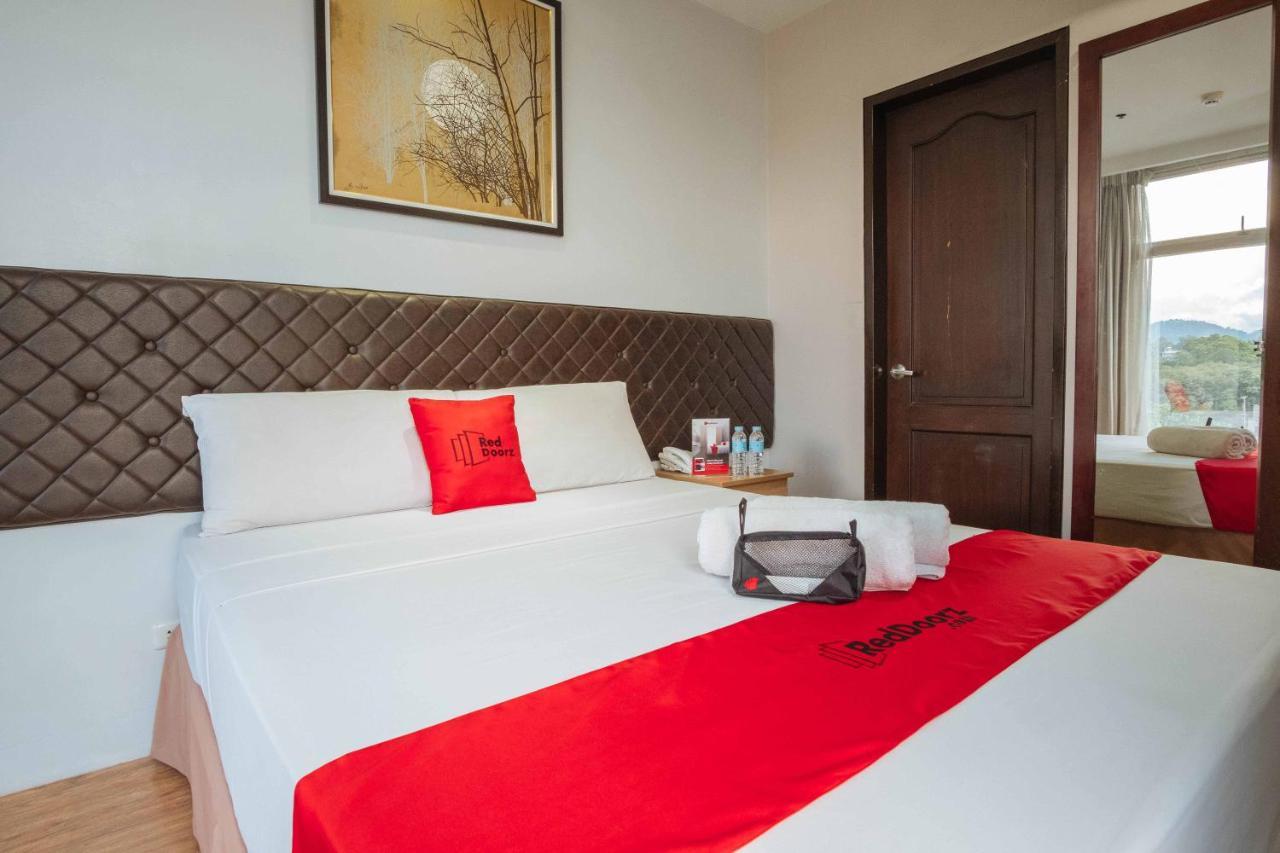 Reddoorz Plus Near Cebu Capitol מראה חיצוני תמונה