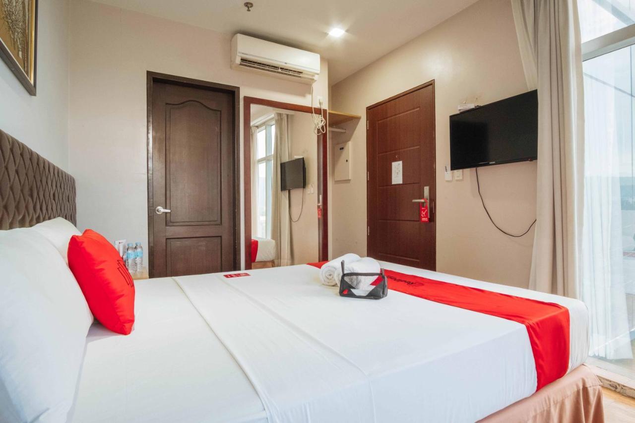 Reddoorz Plus Near Cebu Capitol מראה חיצוני תמונה