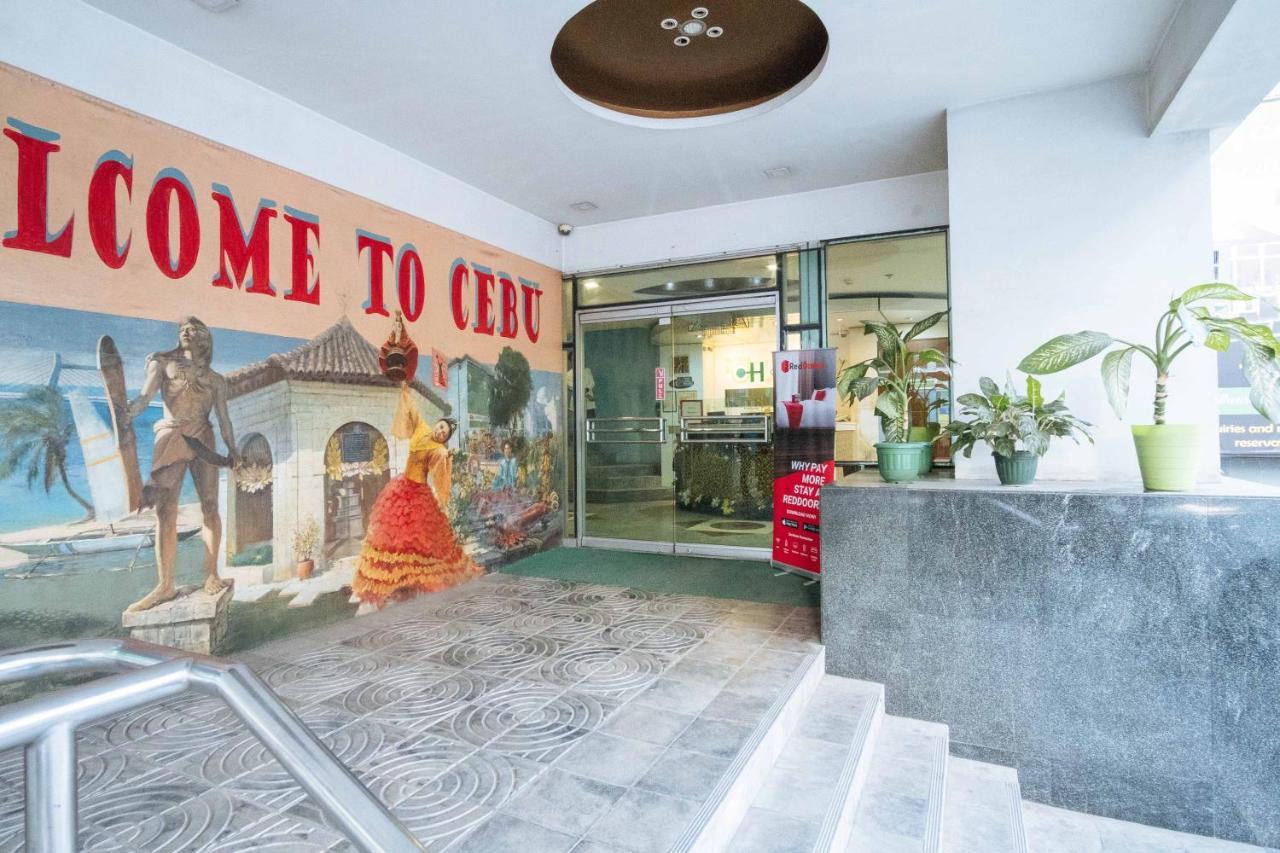 Reddoorz Plus Near Cebu Capitol מראה חיצוני תמונה